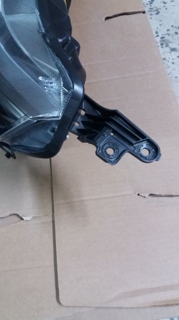 Faro Proiettore destro Suzuki Vitara 2016 usato - Foto 4
