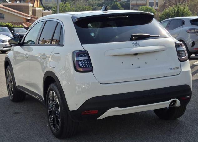 FIAT 600 Automatica Hybrid MHEV La Prima - 2025 - Foto 5