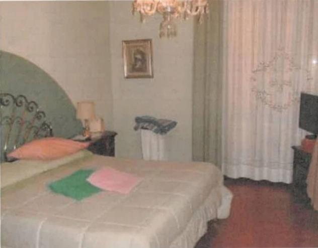 Immobile in asta di 248 m² con più di 5 locali e box auto in vendita a Asciano - Foto 9