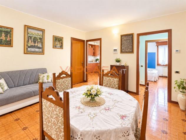 APPARTAMENTO IN PICCOLO CONTESTO, CON BOX E CANTINA - Foto 3