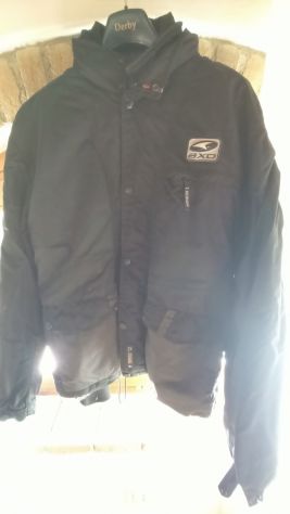 abbigliamento completo per moto