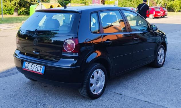 Volkswagen Polo 1.4/69CV TDI 3p. Sportline - Foto 10