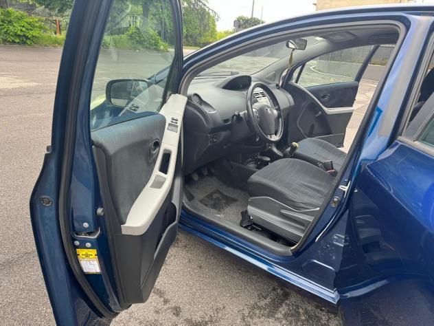 Toyota Yaris 1.3 5 porte - Foto 9