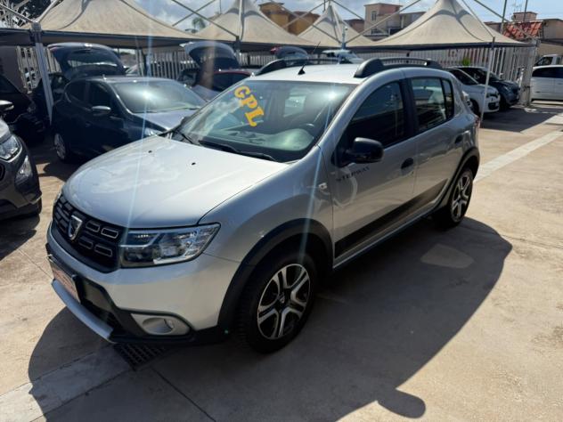 Dacia Sandero Stepway 1.0 TCe 100CV ECO-G 15th Anniversary