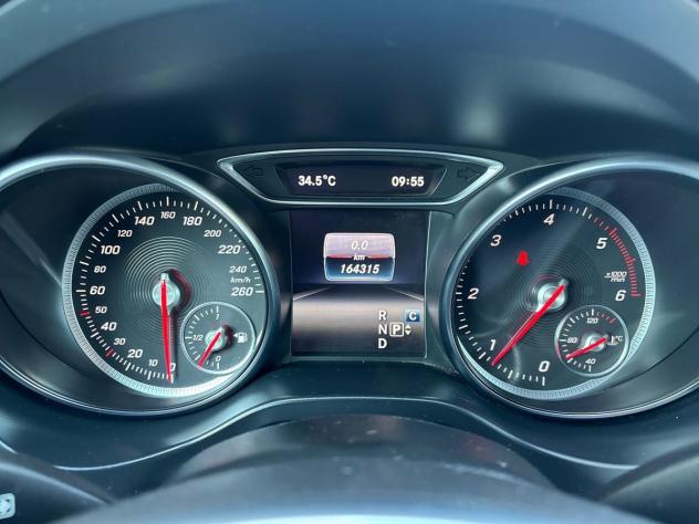 Mercedes-Benz GLA GLA-X156 2017 - 220 d Premium 170cv auto - Foto 9
