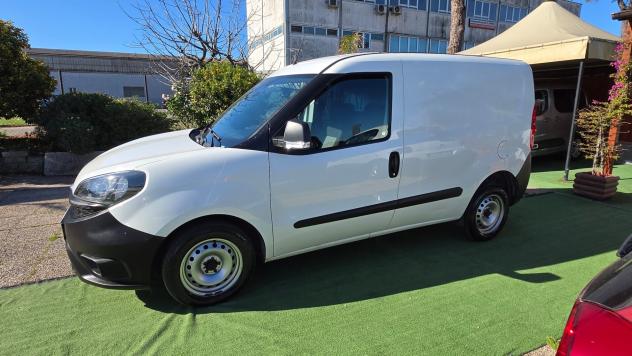 Fiat Doblo Dobl1.6 MJT 105CV S&S PC-TN Cargo Business - Foto 4