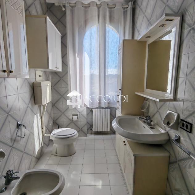 CASA INDIPENDENTE di 7 vani e di 350 mq (CASTELCUCCO) rif. BL109 - Foto 16