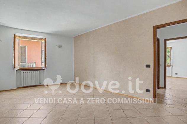 Appartamento di 75 m² con 2 locali e posto auto in vendita a Cuveglio