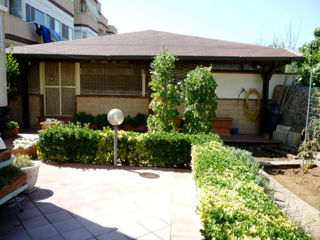 Villa con giardino - Foto 3