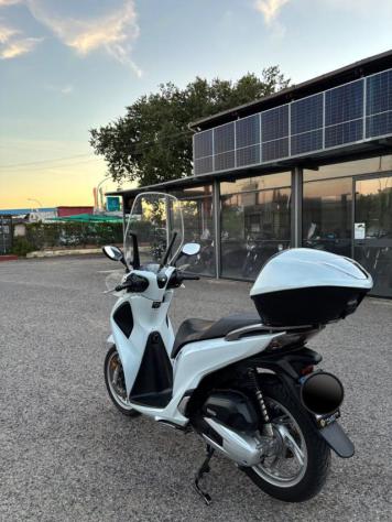 HONDA SH 150 . rif. 24091682 - Foto 8