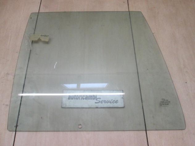 176589630 VETRO SCENDENTE PORTA POSTERIORE DESTRA SAINT GOBAIN LANCIA THEMA 2.0 B RICAMBIO NUOVO AZZURRO