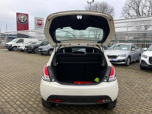 Lancia Ypsilon Ypsilon 1.0 FireFly 5 porte S&S Hybrid Gold - Foto 7