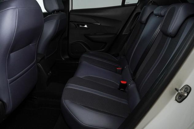Peugeot 2008 1.2 Puretech s&s Allure 130CV - Foto 9