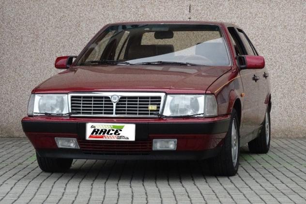 Lancia Thema 8.32