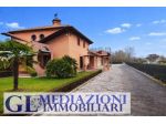 Villa con magazzini a Noale Rif. GL1606