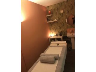 Massaggi - benessere Parma - MASSAGGI per GALANTUOMINI - 351 229 5706
