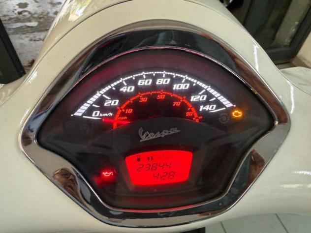 PIAGGIO Vespa GTS 300 Super GTS SUPER n.19 rif. 24133289 - Foto 9
