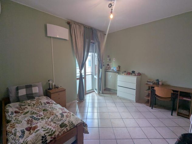 Affitasi stanza singola zona stazione Pavia - Foto 2