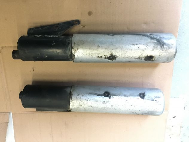 Coppia Scarichi Terminali Silenziatori Moto Enduro MALAGUTI 125 YLC anno 1989 - Foto 3