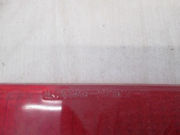VETRO TRASPARENTE FARO FANALE POSTERIORE DESTRO ALTISSIMO FIAT 128 1.3 3P COUPE' (DAL 1977) RICAMBIO NUOVO - Foto 3