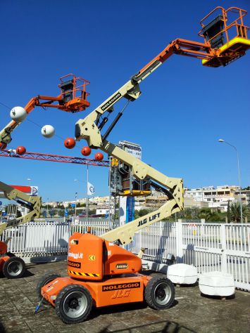 PIATTAFORMA AEREA PER MANUTENZIONE - Foto 6