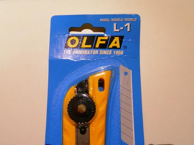 Cutter OLFA + n.10 lame omaggio Euro 10 - Foto 2