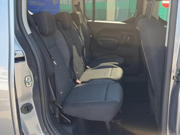 Peugeot Rifter 1.5 BlueHDi 130cv S&S Allure EAT8 Long - Foto 9