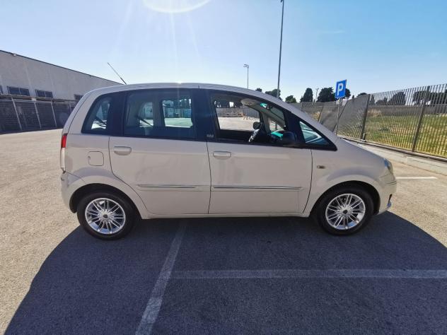 Lancia MUSA 1.4 16V Diva - 2011 - Foto 8