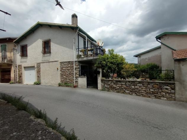 VENDESI A Ville San PIETRO CASA INDIPENDENTE CON GARAGE E GIARDINO - Foto 5
