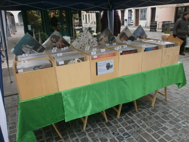 Compro dischi in vinile in lotto