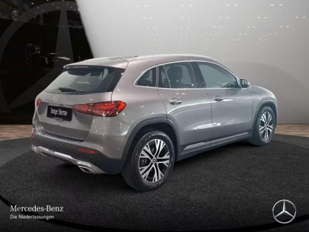 MERCEDES-BENZ GLA 180 Automatic Progressive Advanced rif. 23939372 - Foto 3