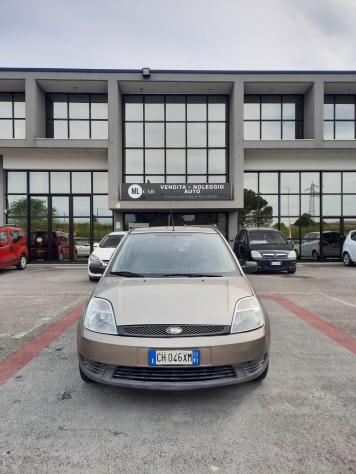 Ford Fiesta 1.2 16V 5p. Ambiente OK NEOPATENTATI - Foto 2