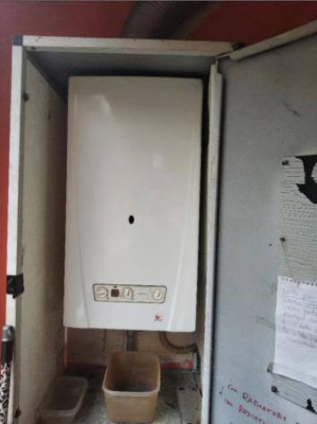 Immobile in asta di 113 m² con più di 5 locali e box auto in vendita a Perugia - Foto 8