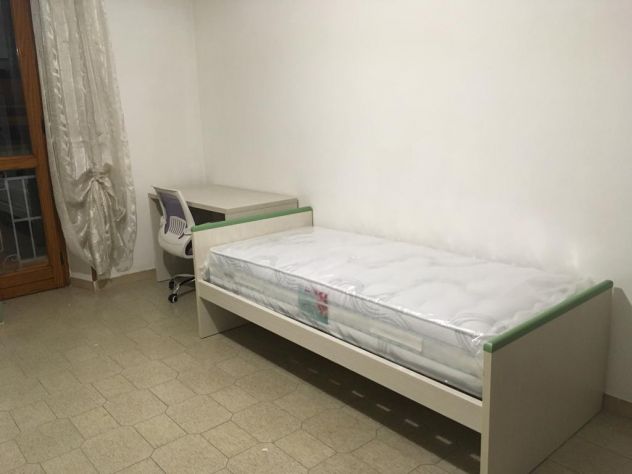 per studentesse offro posto letto in camera condivisa - Foto 6