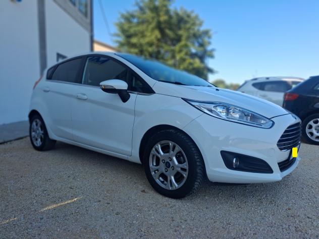 Ford Fiesta 1.5 TDCi 75CV 5 porte Titanium - Foto 3