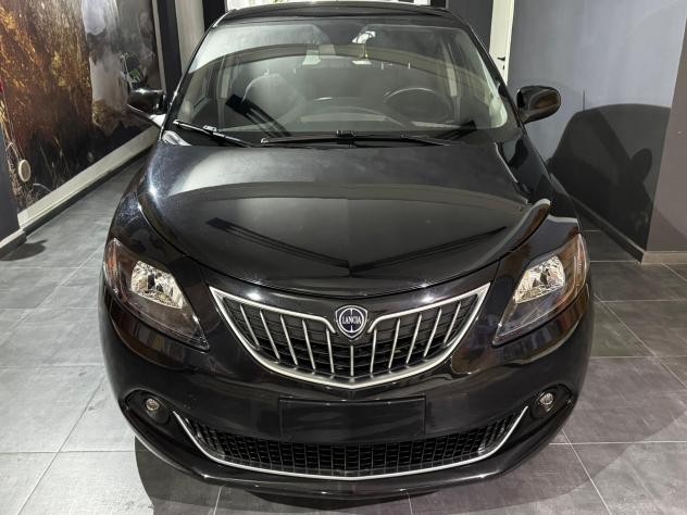 Lancia Ypsilon 1.0 FireFly 5 porte S&S Hybrid Gold - Foto 4