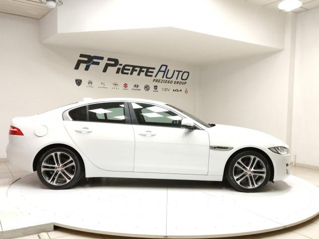 Jaguar XE XE 2.0 D Turbo 180CV Pure - Foto 5