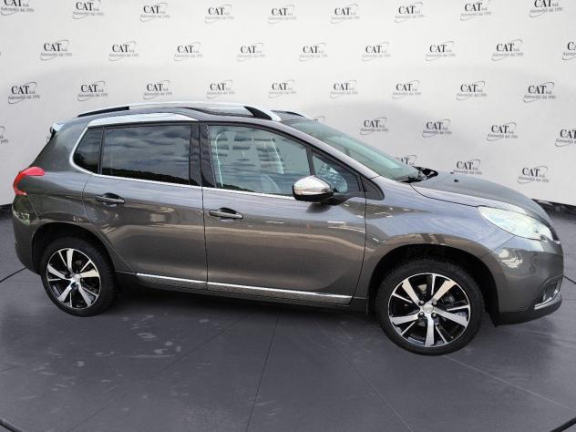 Peugeot 2008 PureTech Turbo 110 S&S Black Matt - Foto 5