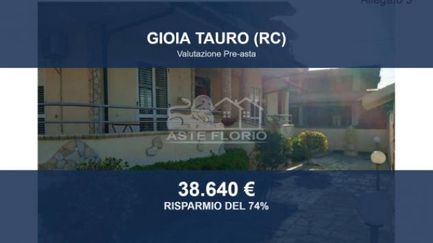 Immobile in asta di 217 m² con più di 5 locali in vendita a Gioia Tauro