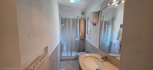 APPARTAMENTO SECONDO PIANO VIA CAMOLLIA PANORAMICO - Foto 3