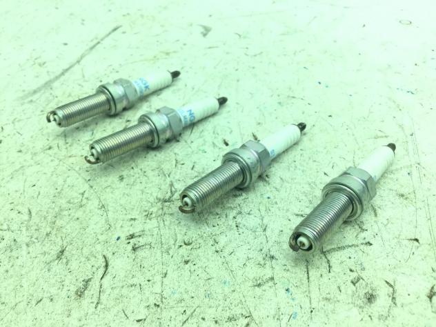 HONDA CBR RR ABS KM0 600 KIT 4 CANDELE NGK SILMAR9C9 2024 2026 PC69A4RK