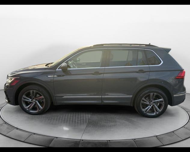 Volkswagen Tiguan II 2021 2.0 tdi R-Line 4motion 150cv dsg - Foto 6