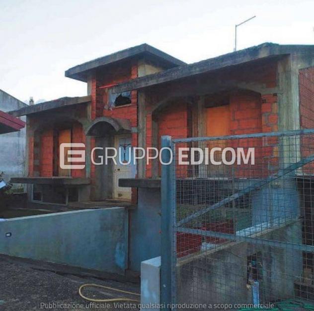 Magazzini e locali di deposito di 108 mq in vendita a Terranova Sappo Minulio - Rif. 4560728
