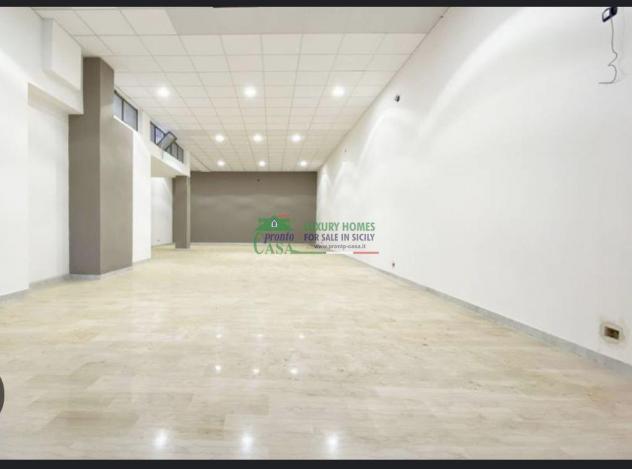 LOCALE COMMERCIALE