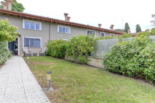 Villa in vendita a Fiumicino