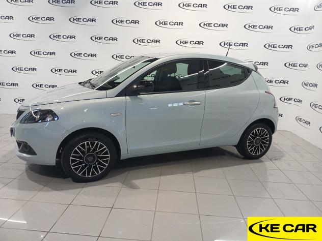 Lancia Ypsilon 1.0 FireFly 70cv Hybrid Platino - Foto 4