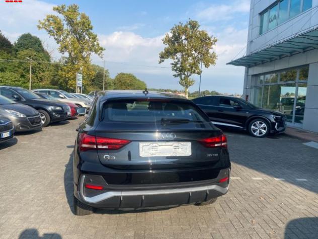 AUDI Q3 SPB 35 TDI S tronic S line edition rif. 24166649 - Foto 4