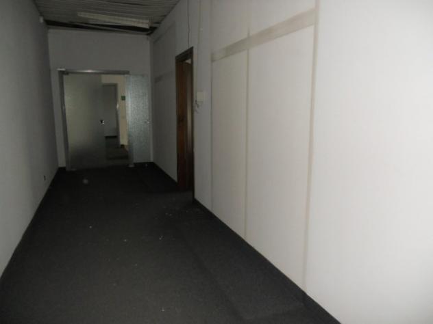 Immobile di 495 m² con più di 5 locali in vendita a Pero - Foto 15