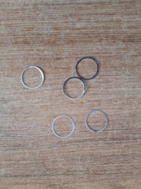 5 anelli in alluminio