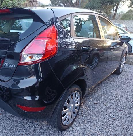 Ford Fiesta 1.5tdci 75cv - Foto 4